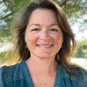 Meet your Posher, Stacy